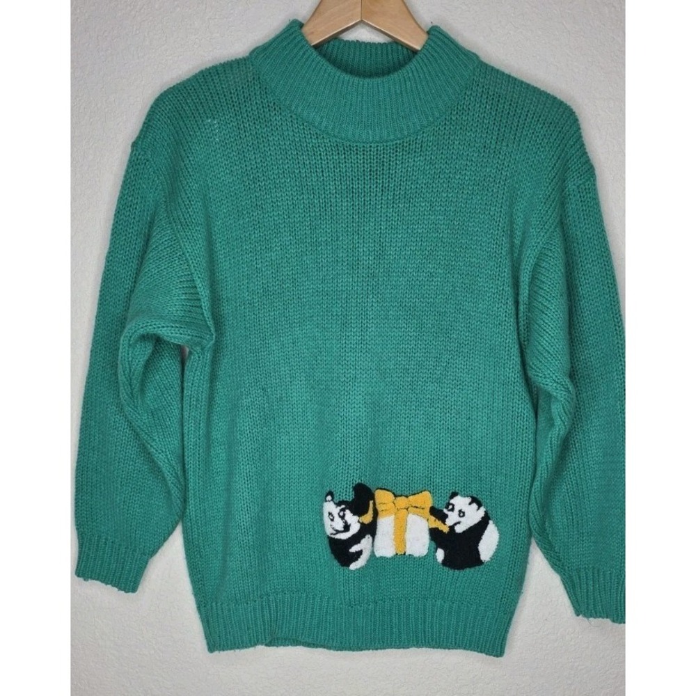 Vtg 80s Radishes & Roses Women M Green Panda Sweater Presents Christmas Pullover